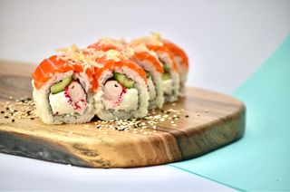 Філадельфія з лососем та Пармезаном (290г)