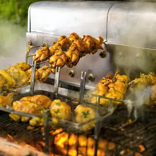 1 Frango assado no espeto