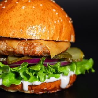 Чизбургер/ Cheesburger