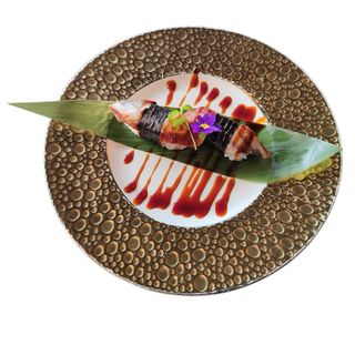 2032-Nigiri anguilla