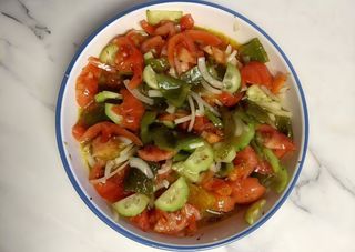 Salada Mista com Pimentos