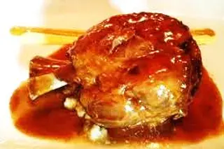 Especialidad Codillo De Cerdo En Salsa