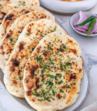 Naan de Queijo