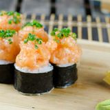 Futomaki De Salmon Tartar (8 Pzs.)
