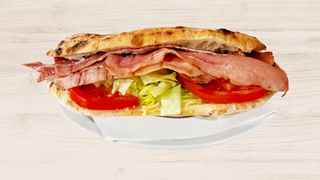 Bocadillo De Bacon Completo