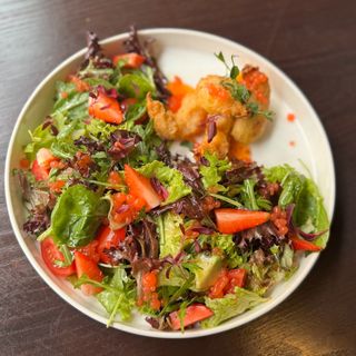 Салат з креветкою та авокадо (290г)