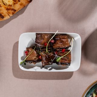 ბადრიჯანი ნიგვზით