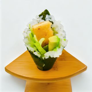 120. Temaki De Pollastre Cruixent Amb Alvocat