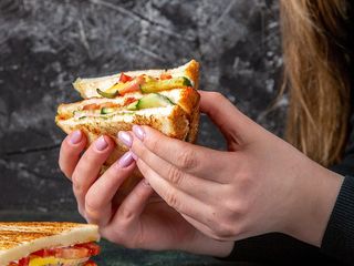 1. Сендвіч з шинкою XL (250g)