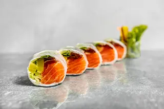 Spring Salmon Roll 10szt.