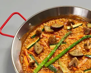 Paella de verduras para 3 personas