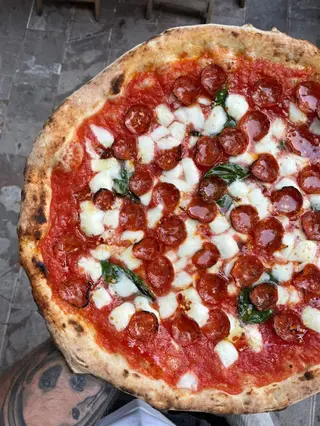 NEW YORK PEPPERONI & SPICY HONEY + Patatine fritte + Bibita 33cl