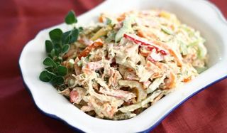 ქათმის სალათა