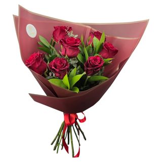 Buchet cu 7 trandafiri rosii