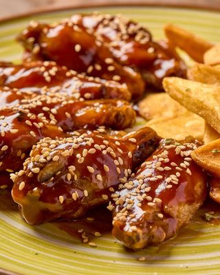 Alitas BBQ picante (8 uds.)