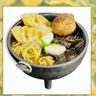Ramen cu mandu vita