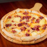 Hawaiian Pizza (Beef Bacon)