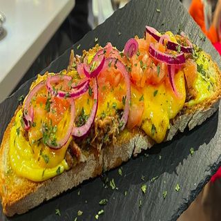 Tostada la tremenda