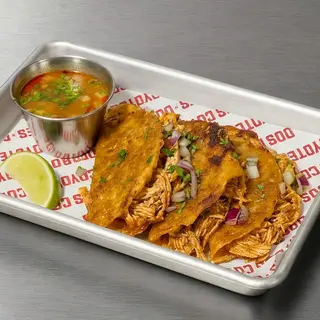 QUESATACOS DE BIRRIA DE POLLO (DC)