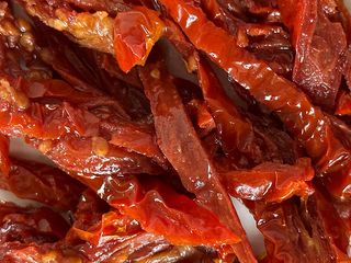 Томати вʼялені (50g)