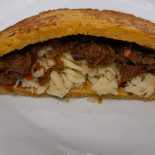 Cachapa De Queso Y Carne