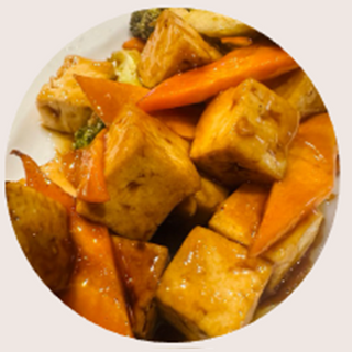 Dou-Fo Salteado con Salsa de Soja