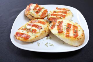 Pão de Alho Queijo e Pepperoni (4 fatias)