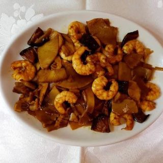 Calamares Con Bambú Y Setas Chinas