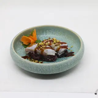 102 Nigiri Black flambé branzino