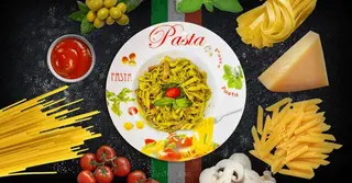 Tagliatelle Pesto Genovese  con pollo e bacon 