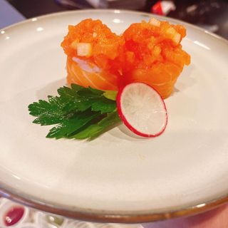 Gu597sushi jo salmon 