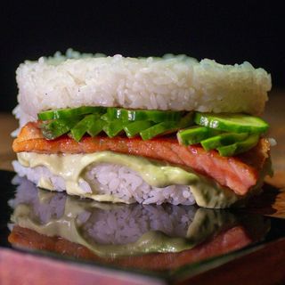 Суши бургер