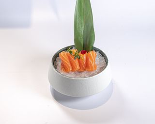 Sashimi salmone - 4 pezzi