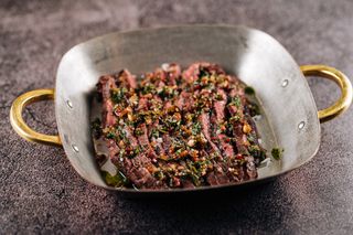 Стейк Фланк з соусом чімічурі(350г)