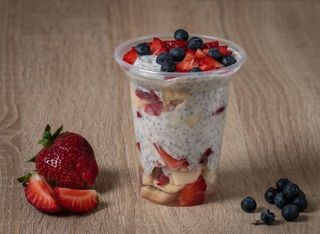 Chia pudding with fruit