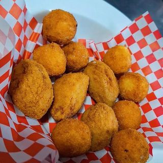 SURTIDOS VARIADOS DE CROQUETAS CASERAS 15 uds