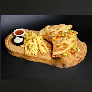 Makloub Escalope Panée & Fromage