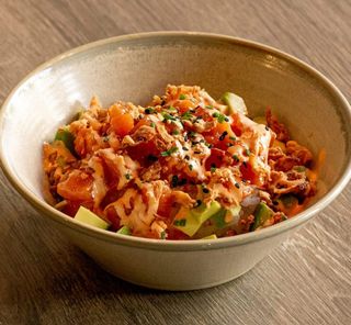 73. Domburi De Salmón