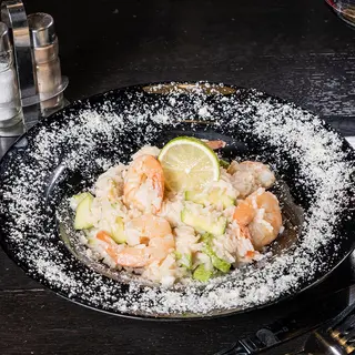 Risotto con gamberetti, zafferano e zucchini 