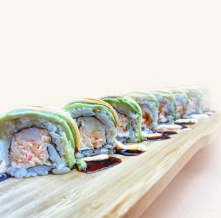  Uramaki Shrimp Paradise