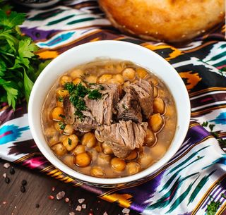 Нохат шурпа из баранины 