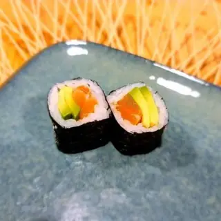 Maki  Salmón & Aguacate