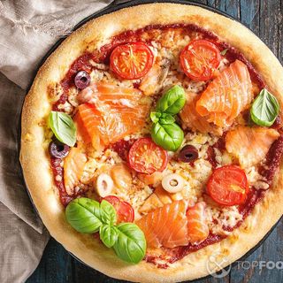 Pizza Smoked Salmon