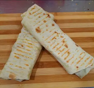 Punjena tortilja