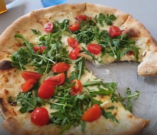 Pizza primavera normale