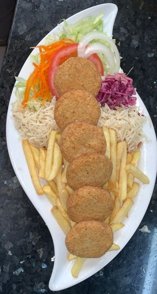 Menú plato de falafel