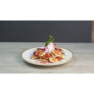 Strawberry & Banana Pancake
