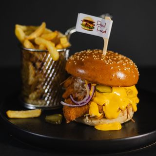 Cheesy crispy burger