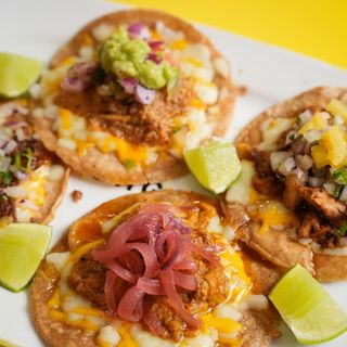 COMBO TACOS CON QUESO.