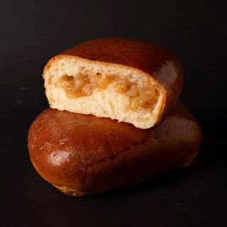 Булочка з яблуком, 100г (33242)